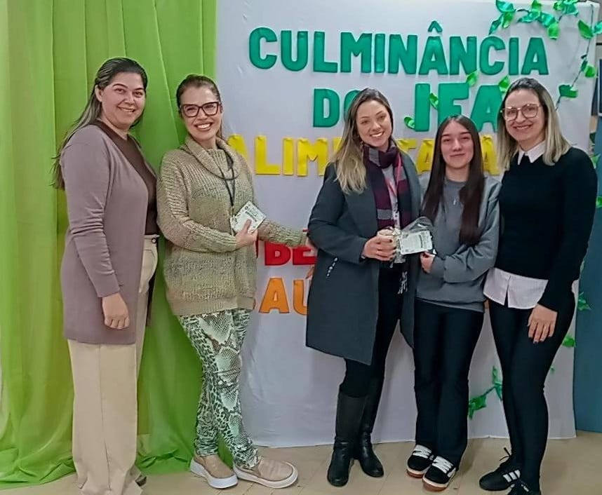 Equipe na Culminância do IFA Alimentação Saudável